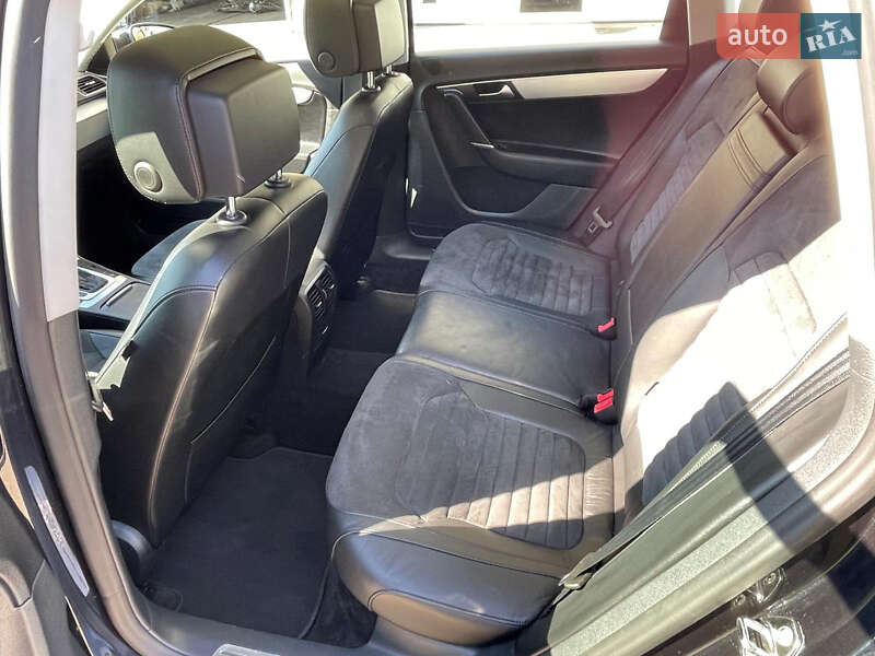 Volkswagen Passat 2011