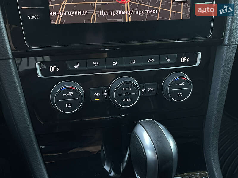 Volkswagen Golf 2019