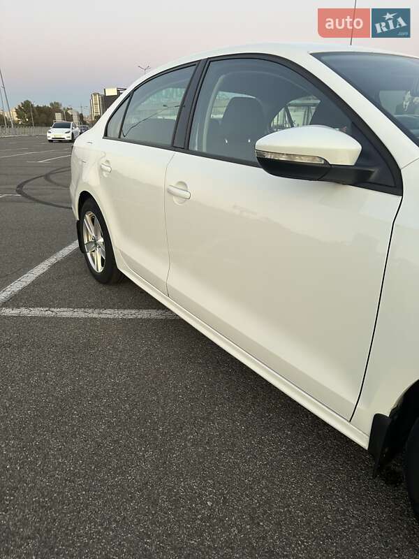 Volkswagen Jetta 2016