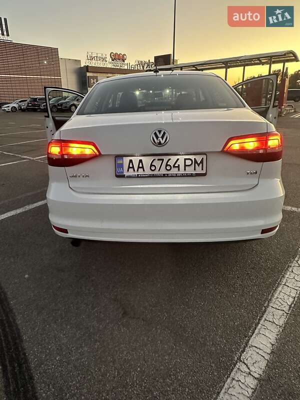 Volkswagen Jetta 2016