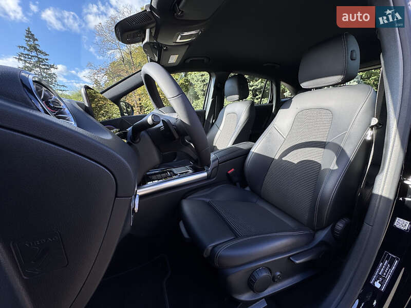 Mercedes-Benz EQA 2021