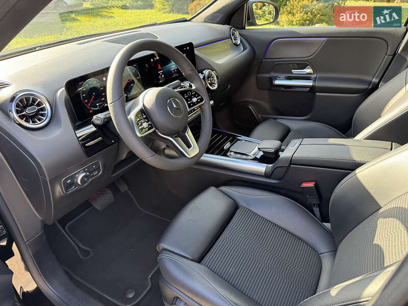 Mercedes-Benz EQA 2021