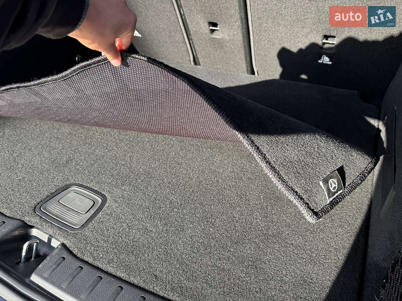 Mercedes-Benz EQA 2021