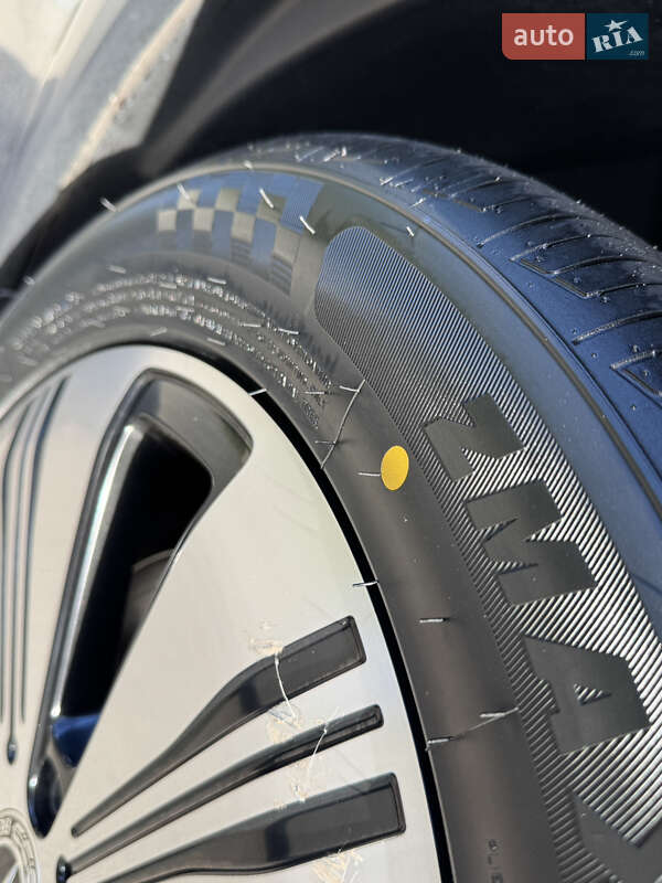 Mercedes-Benz EQA 2021