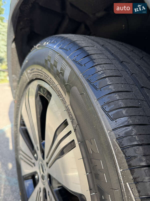 Mercedes-Benz EQA 2021