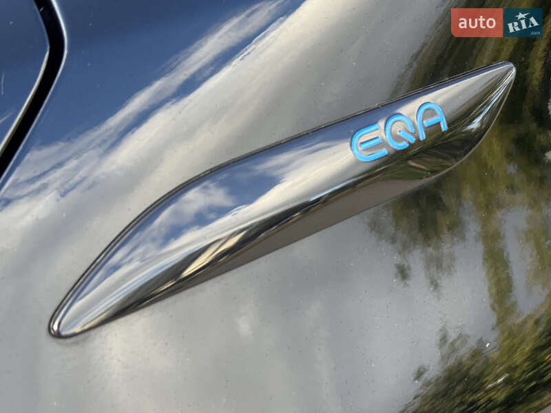 Mercedes-Benz EQA 2021