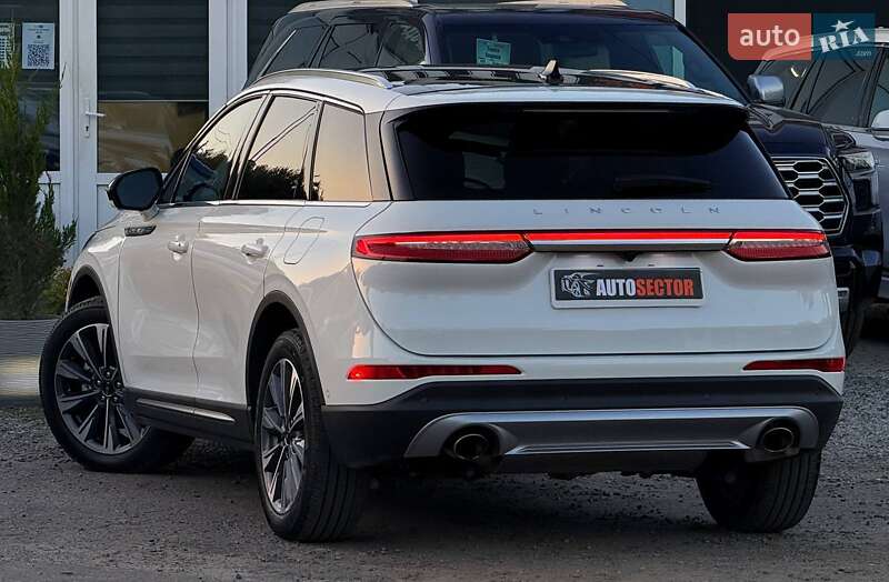 Lincoln Corsair 2021