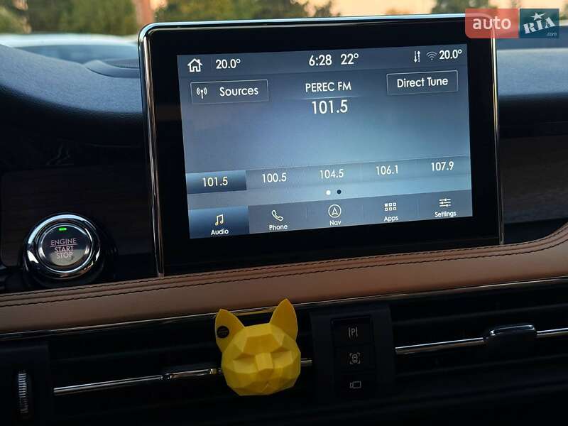 Lincoln Corsair 2021