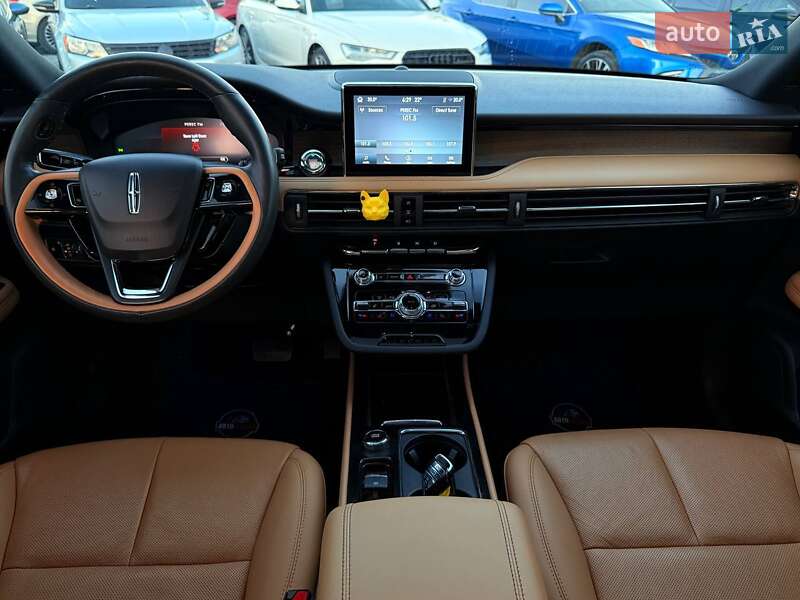 Lincoln Corsair 2021