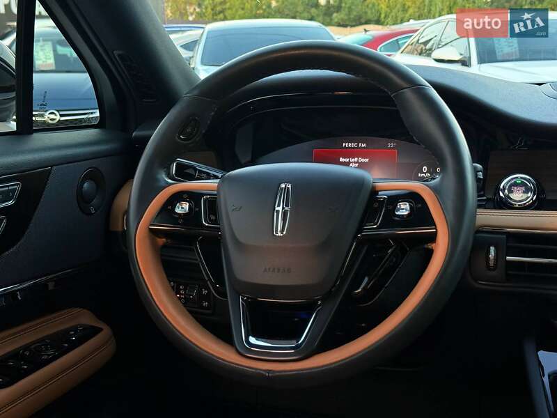 Lincoln Corsair 2021