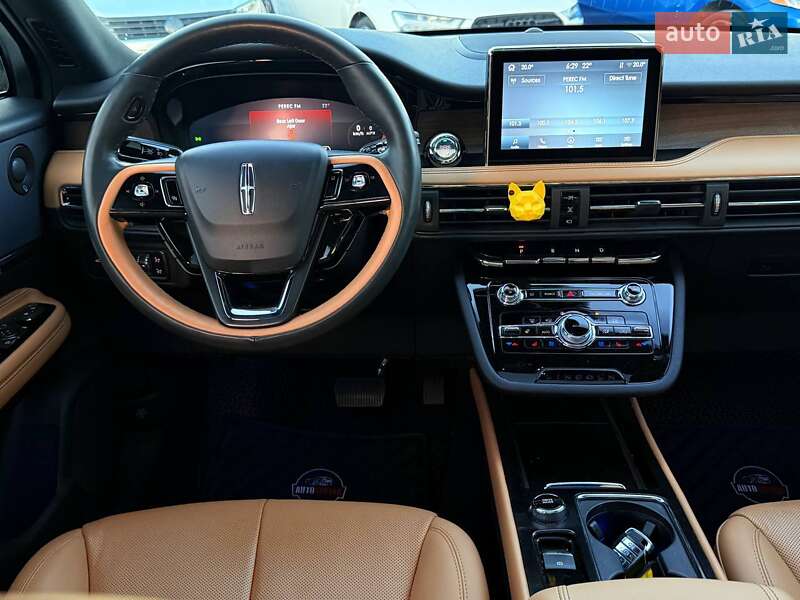 Lincoln Corsair 2021