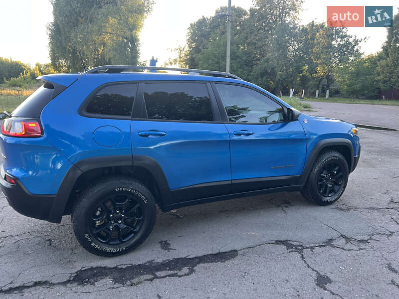 Jeep Cherokee 2021