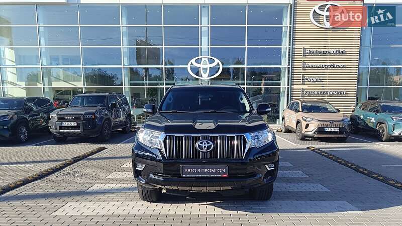 Toyota Land Cruiser Prado 2019
