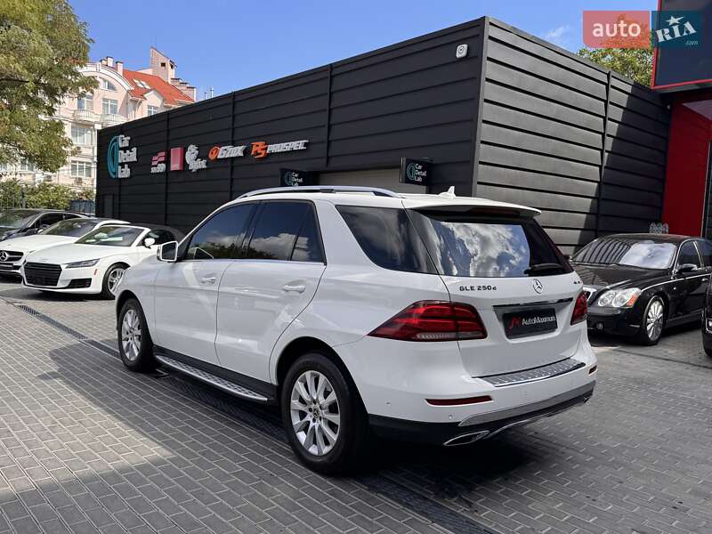 Mercedes-Benz GLE-Class 2017