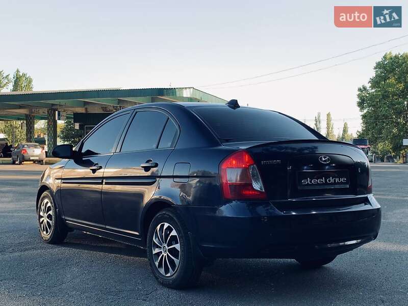 Hyundai Accent 2008