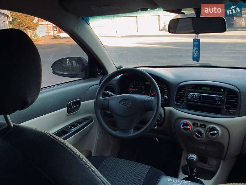 Hyundai Accent 2008