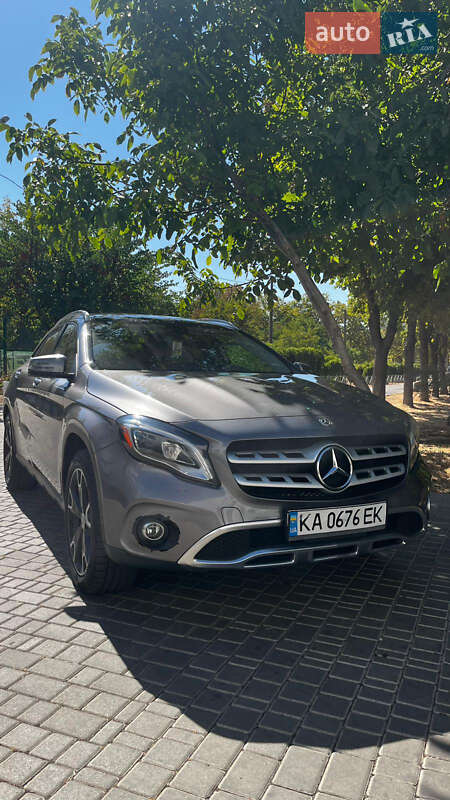 Mercedes-Benz GLA-Class 2018