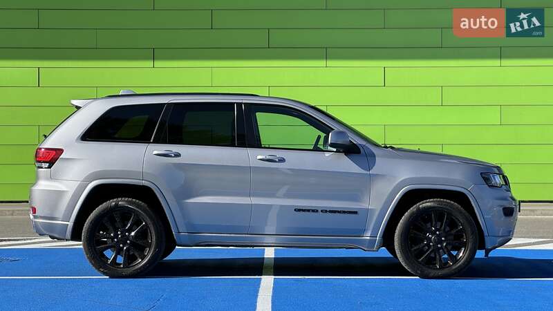 Jeep Grand Cherokee 2017