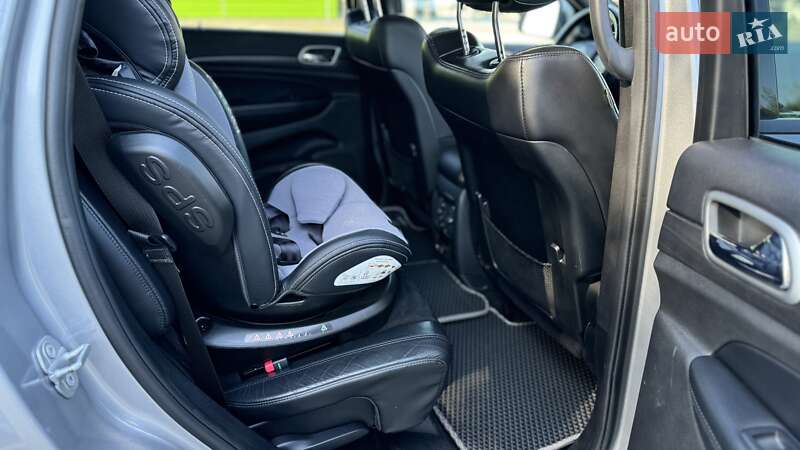 Jeep Grand Cherokee 2017