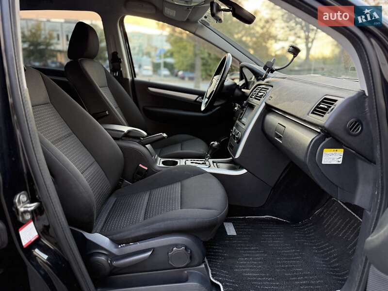 Mercedes-Benz B-Class 2011