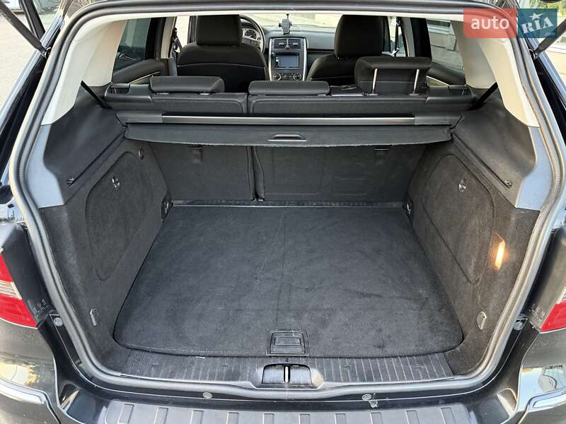 Mercedes-Benz B-Class 2011