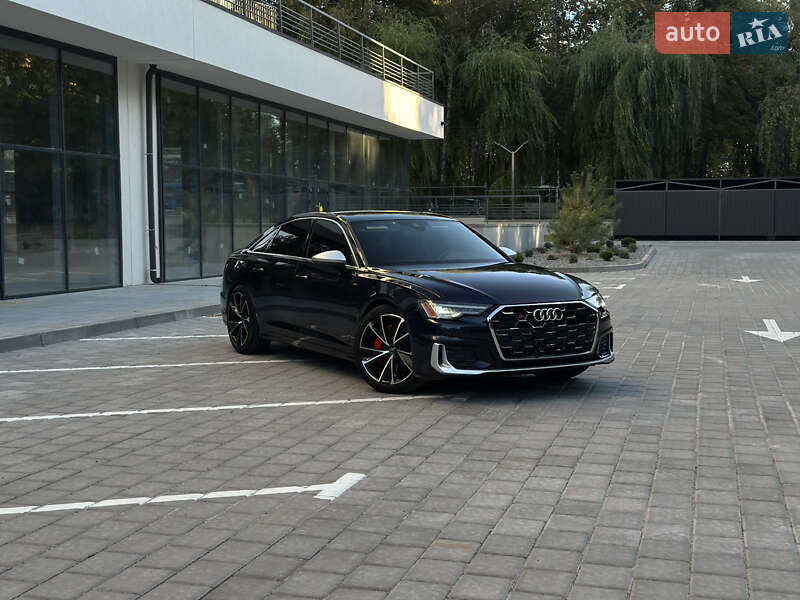 Audi-45