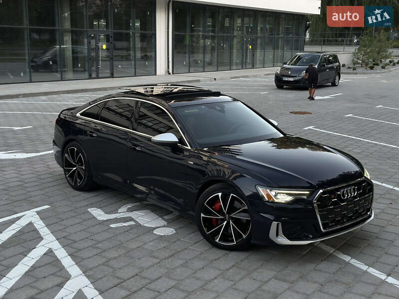 Audi-69