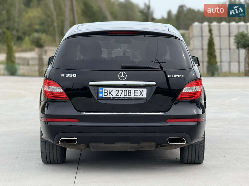 Mercedes-Benz R-Class 2012