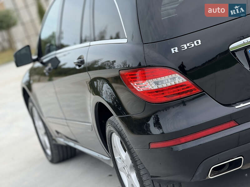 Mercedes-Benz R-Class 2012