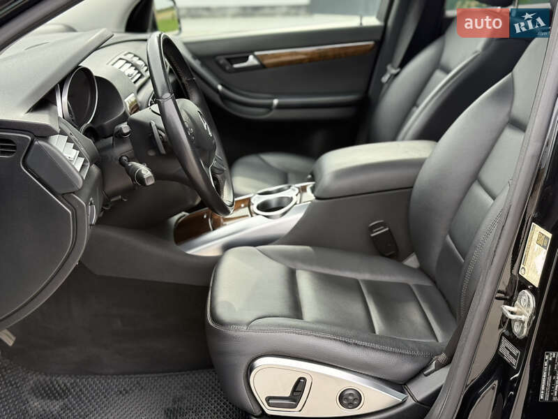 Mercedes-Benz R-Class 2012