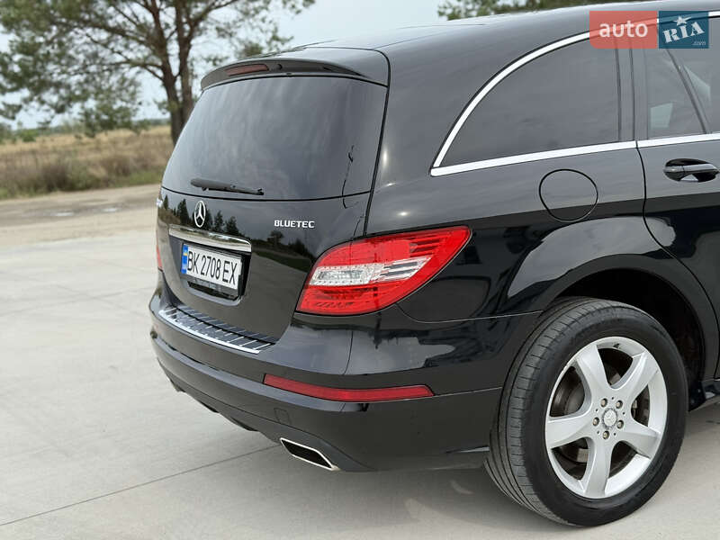 Mercedes-Benz R-Class 2012