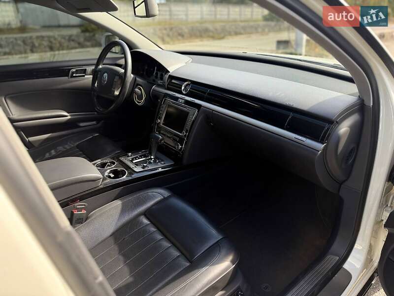 Volkswagen Phaeton 2009