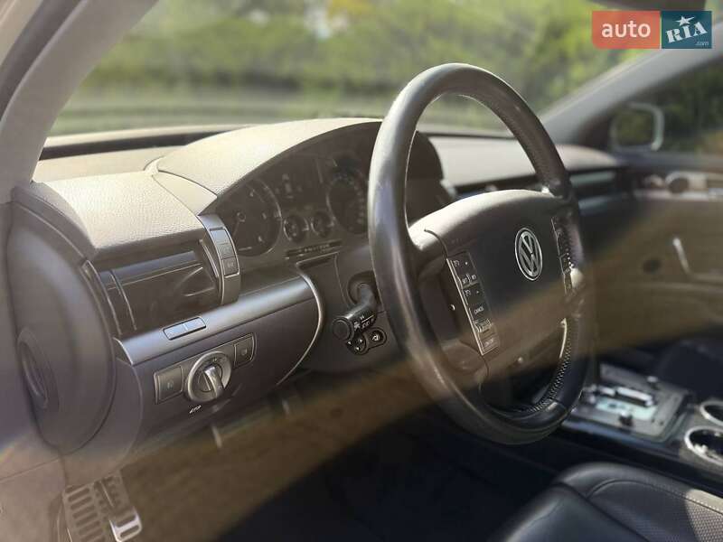 Volkswagen Phaeton 2009