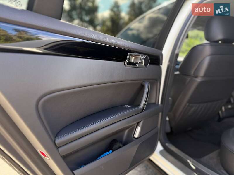 Volkswagen Phaeton 2009