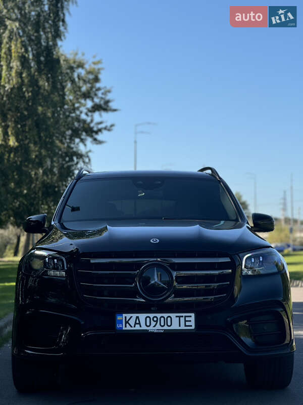 Mercedes-Benz GLS-Class 2023