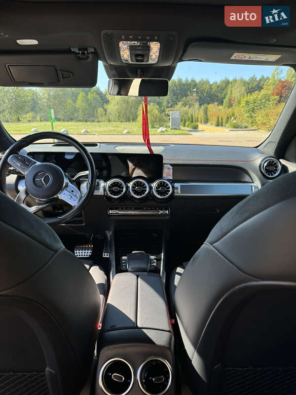 Mercedes-Benz EQB 2022