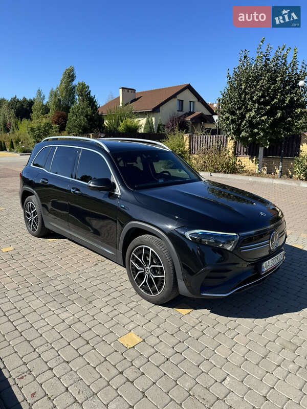 Mercedes-Benz EQB 2022