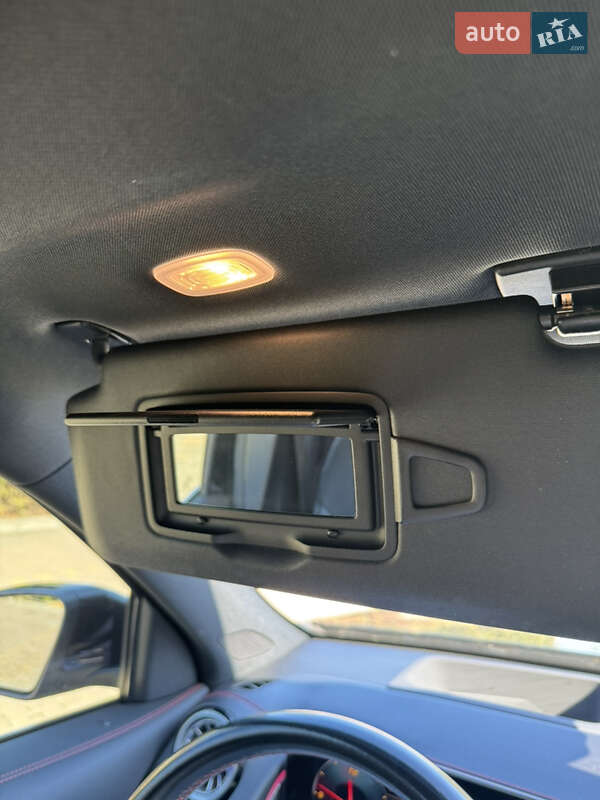 Mercedes-Benz EQB 2022