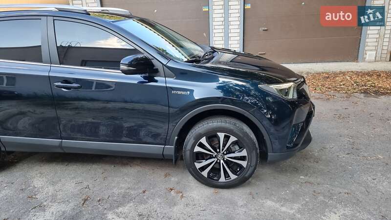 Toyota RAV4 2017