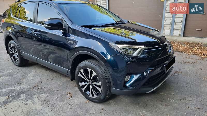 Toyota RAV4 2017