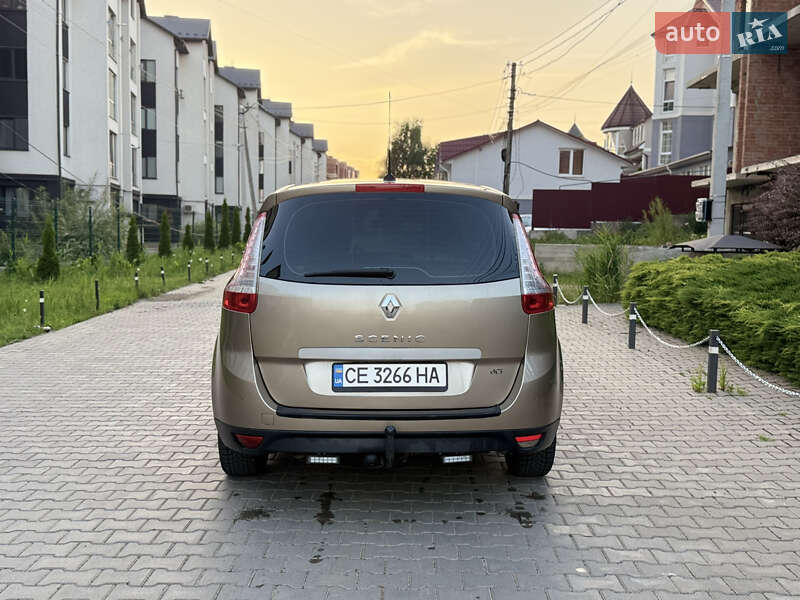 Renault Grand Scenic 2015