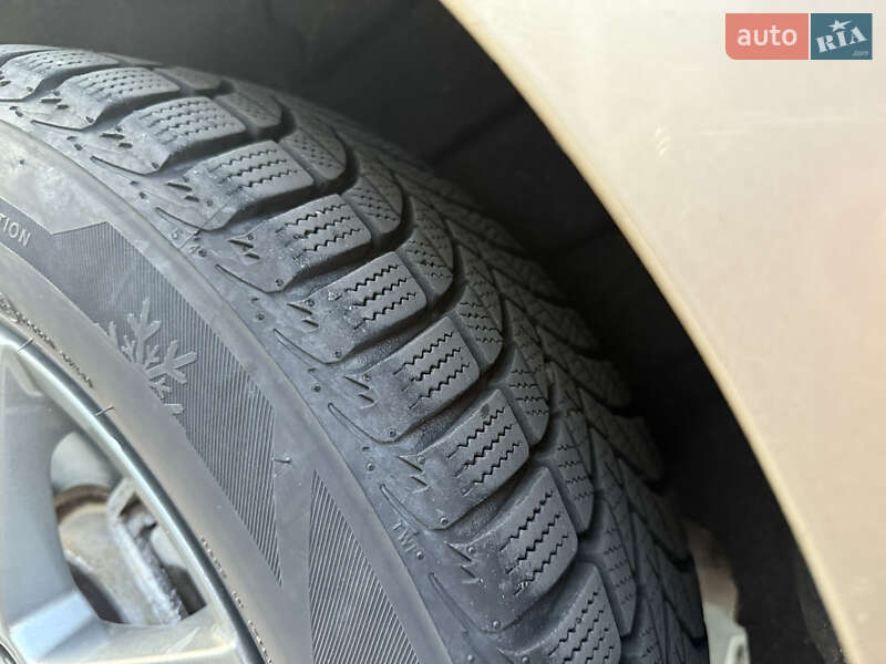 Renault Grand Scenic 2015