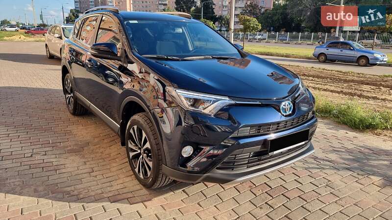 Toyota RAV4 2017