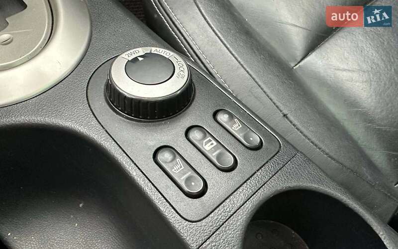 Nissan Qashqai+2 2010