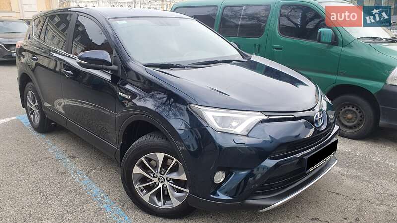 Toyota RAV4 2017