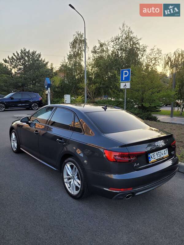 Audi-7