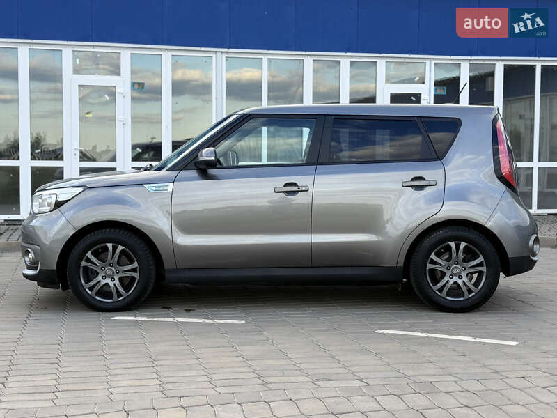 Kia Soul EV 2015