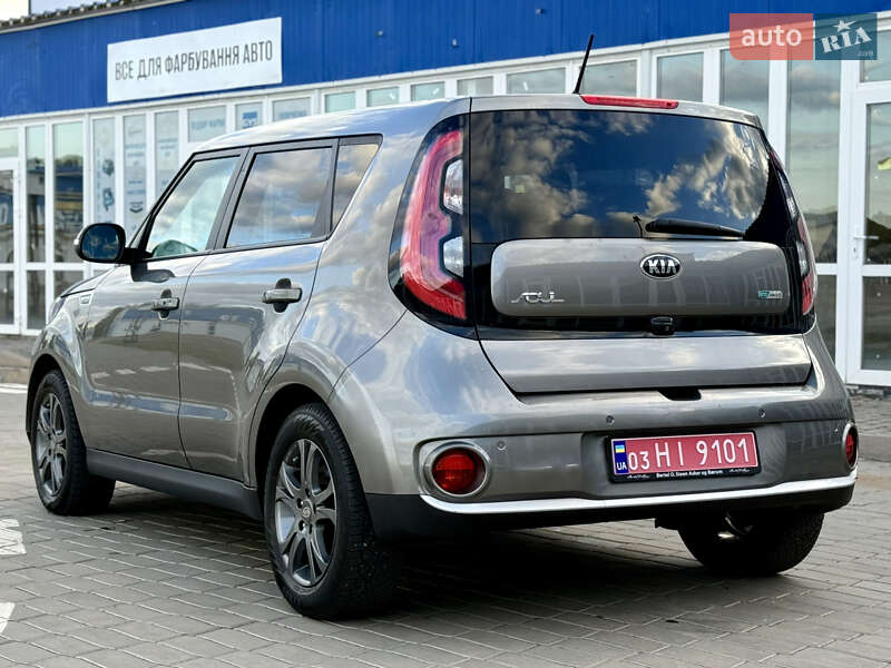 Kia Soul EV 2015