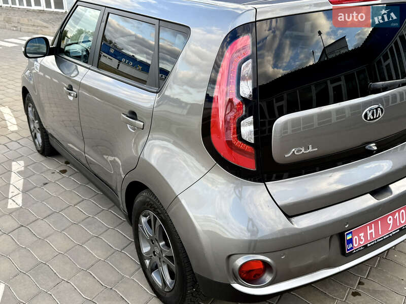 Kia Soul EV 2015