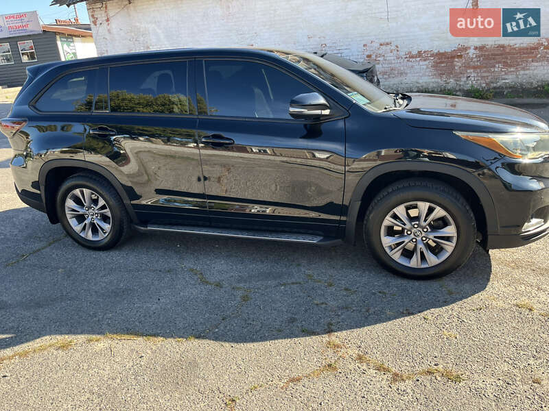 Toyota Highlander 2015